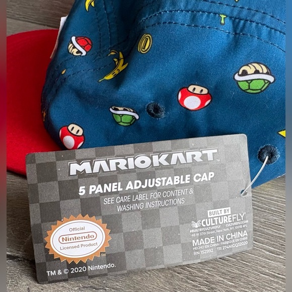 Mario Kart NINTENDO 5 panel StrapBack Hat NWT - Picture 3 of 6